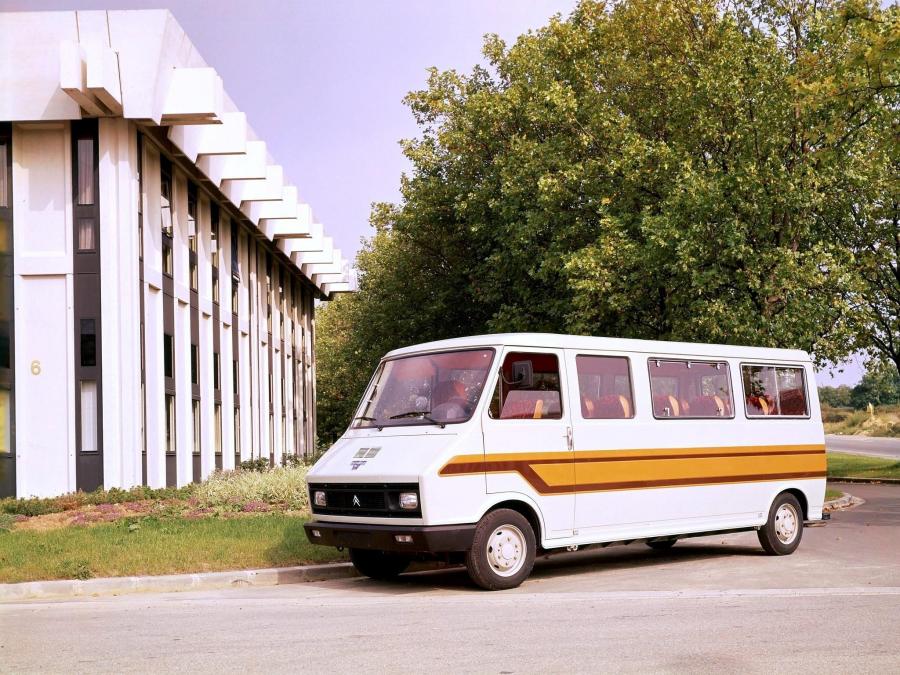  Heuliez Citroen C35 Minibus 1974 года  (фото 2 из 2)